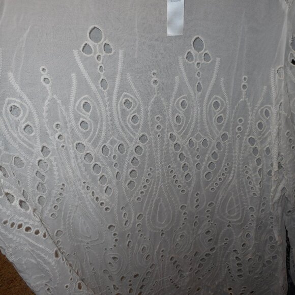 CHICO'S, women's long sleeve tunic, sz 3, color - off white, material-very thin - Picture 3 of 8